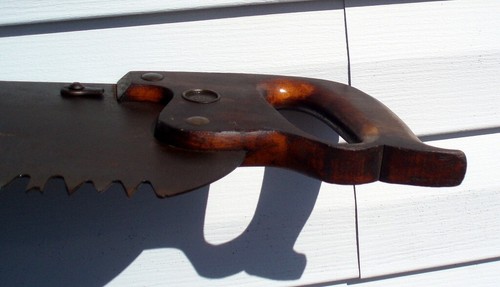 PRIMITIVE ANTIQUE EG ATKINS HAND SAW TOOL SAWS LUMBERJACK RUSTIC LOG CABIN DECOR - Picture 11 of 22