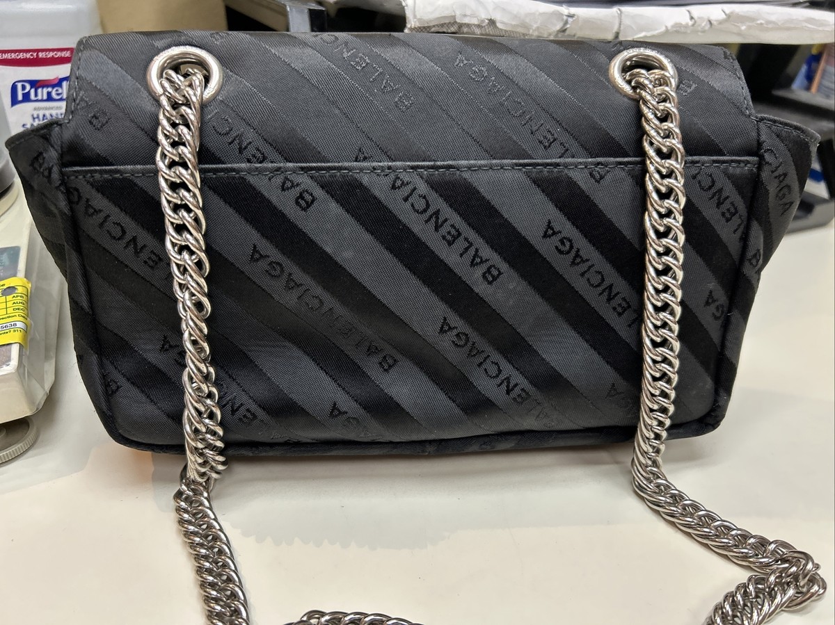 Balenciaga BB Logo Black Nylon Small Shoulder Bag | eBay Balenciaga BB Logo Black Nylon Small Shoulder Bag | eBay