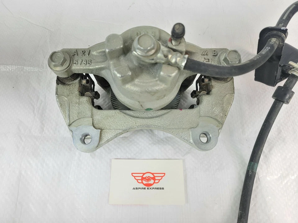 2020 Mitsubishi RVR Front Right Brake Caliper OEM RH - Image 3 of 4