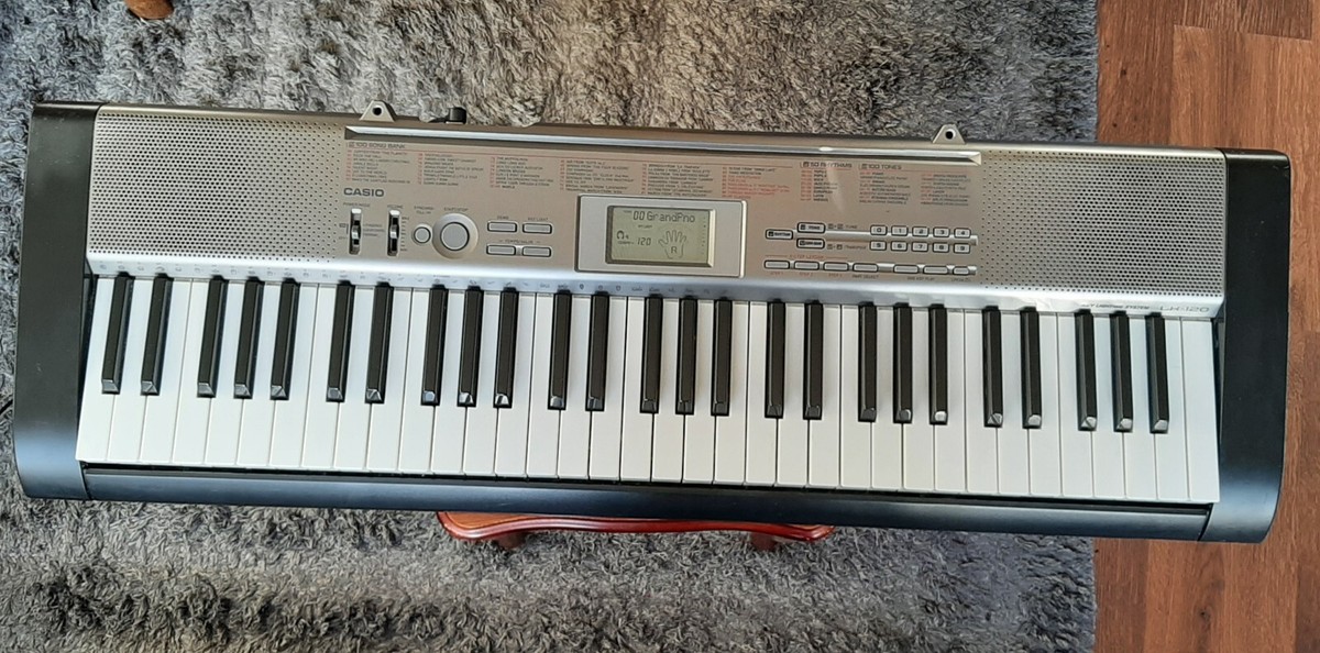 CASIO LK-120 ホワイト 61鍵 Casio LK-120 Key Lighting Keyboard - YouTube