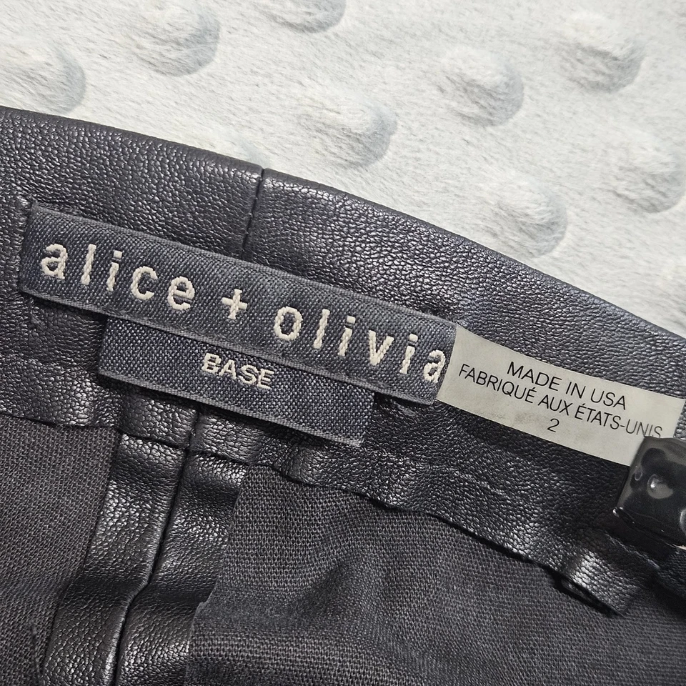 Alice and Olivia Piel de Cordero Cuero Cremallera Frontal Leggings Pantalones Mujer Talla 2 Negro Foto 2 de 4