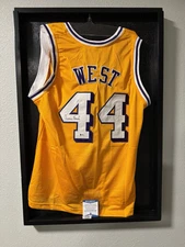 Los Angeles Lakers Jerry West Autographed Yellow Jersey Beckett Becket #I85260