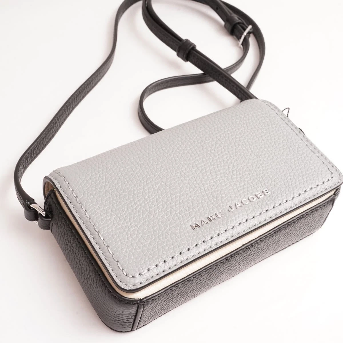 Marc Jacobs クロスボディ ホワイトバッグ & ハンドバッグ 女性用 | eBay