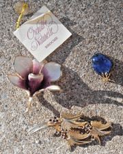 lot 3 bijoux ancien 2 broche 1 pendentif pierre plaqué or doré orchidée naturell