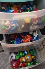 Bakugan Random Lot of 5 Gen 2 Bakugan and 5 Pro Cards Battle Planet-Legends 