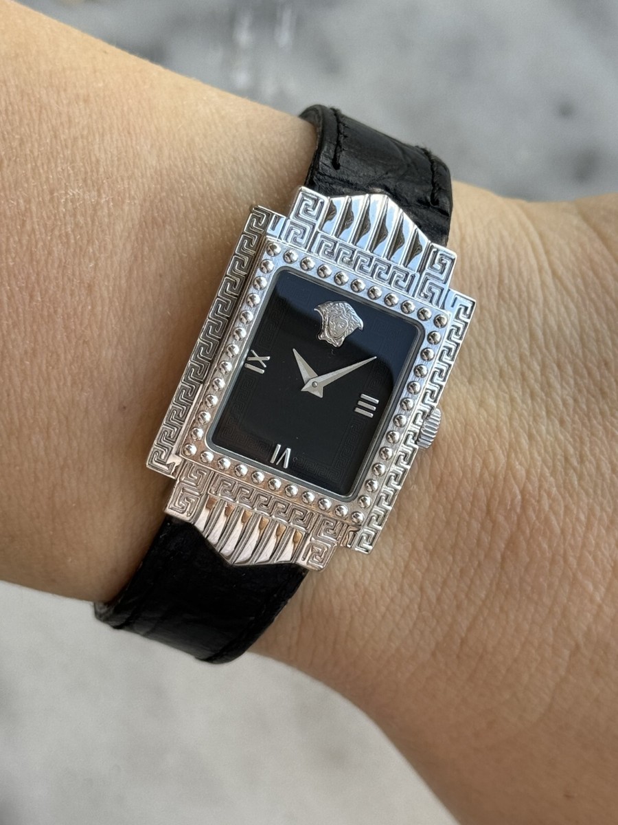 Gianni Versace メデューサ G20 ヴィンテージ  レディース腕時計 GIANNI VERSACE SIGNATURE Gold Plated G20 Women's Watch from 1997