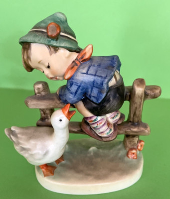 Hummel Goebel   Figur  195/2/0 Angsthase Barnyard Hero FM 6 OVP 1. Wahl 9,5 cm