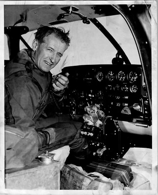 1956 Pilot Max Conrad in Piper Apache Plane to fly to Paris 8x10 Photo