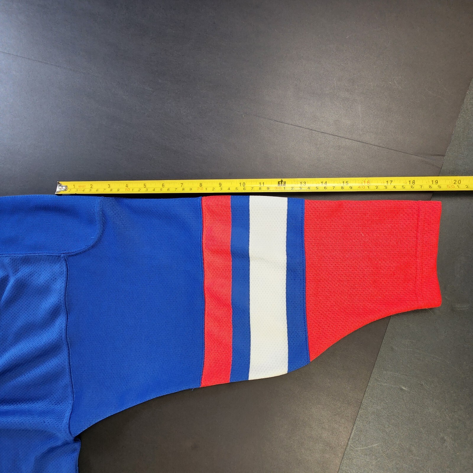 Planet Hollywood New York Hockey NHL Jersey 1991 Sewn Large VG