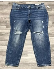 *NWT* MAURICES Women?s Medium Wash Distressed Jeggin Jeans Size 24W Extra Short