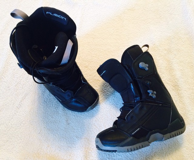 salomon f20 snowboard boots