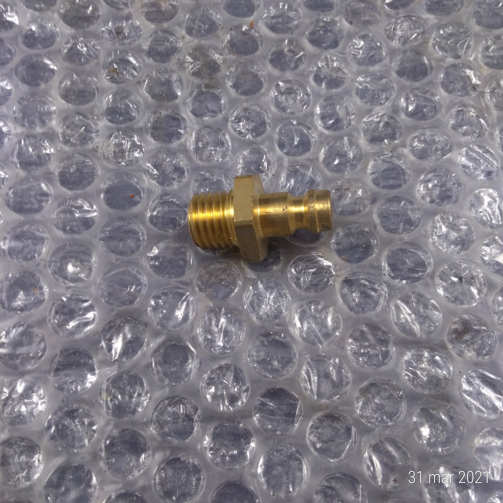 Mercedes Air Line Connector A0009975075 Replacement