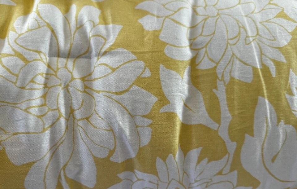 KATE SPADE Festive Brocade Yellow White Floral Cotton King 3pc Comforter Set NEW - Image 4 of 4