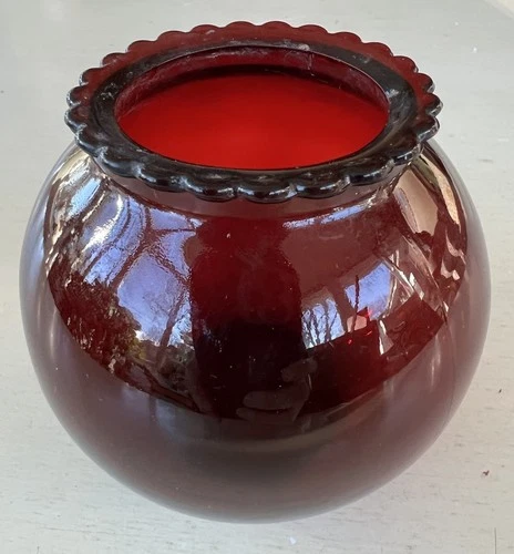 Vintage Anchor Hocking Royal Ruby 6" Large Ruffled Ivy Ball Vase