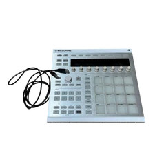 Native Instruments Maschine MK2 White Music Production Controller -