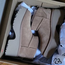 UGG Classic Ultra Mini New Heights Platform Suede Shearling Boots US 9 EU 40