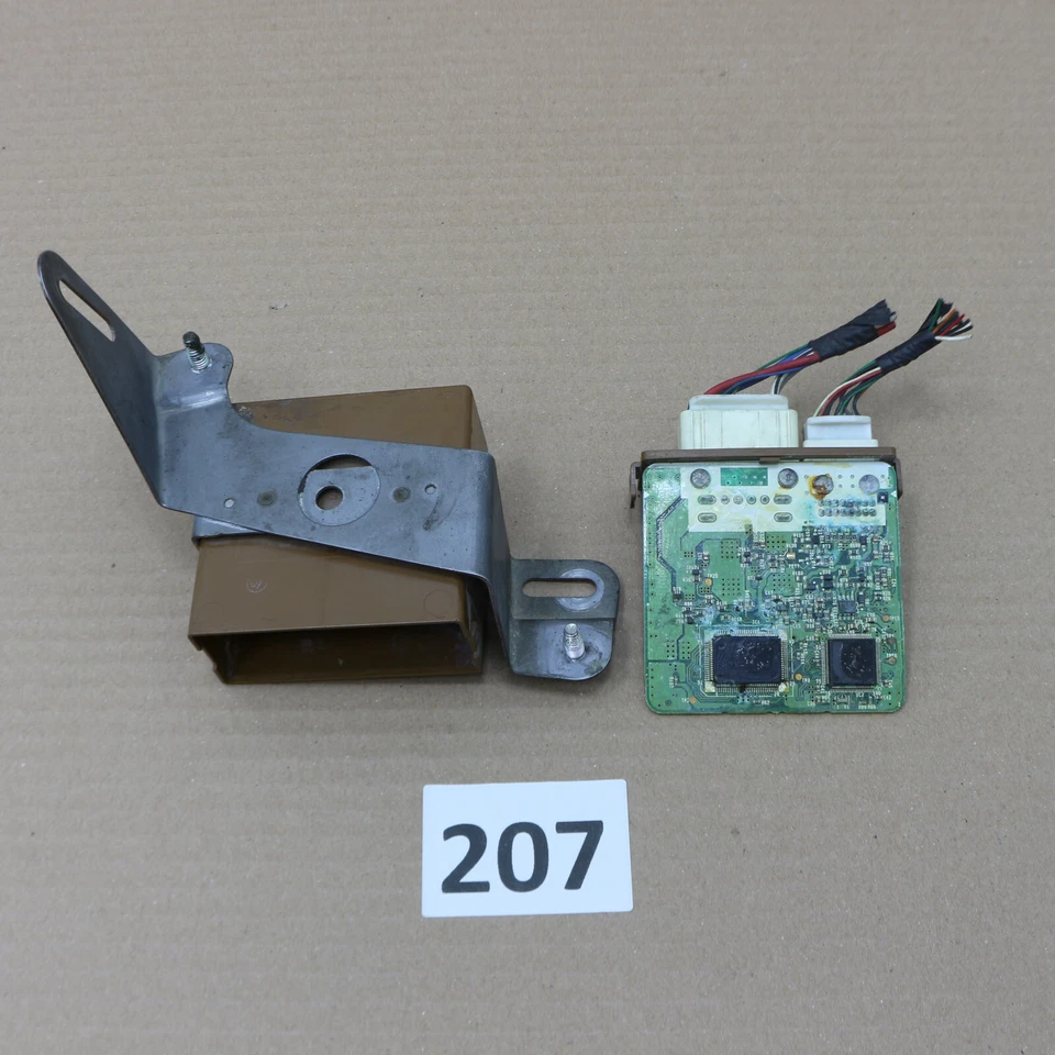 Блок управления компьютерным стояночным тормозом от оригинального производителя Lexus LS460 LS600hL 89050-50010 - Изображение 4 из 4