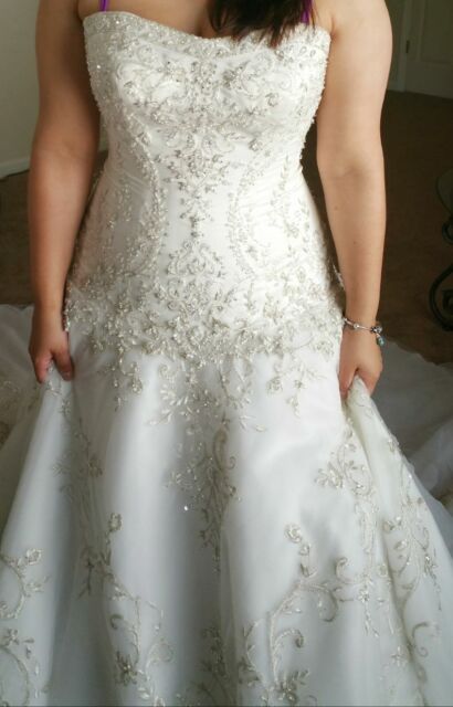 Strapless Ivory Wedding dress size 12