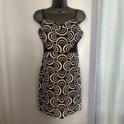 cream and black summer dress Cupshe Matine Two-Toned Maxi Dress - Beige