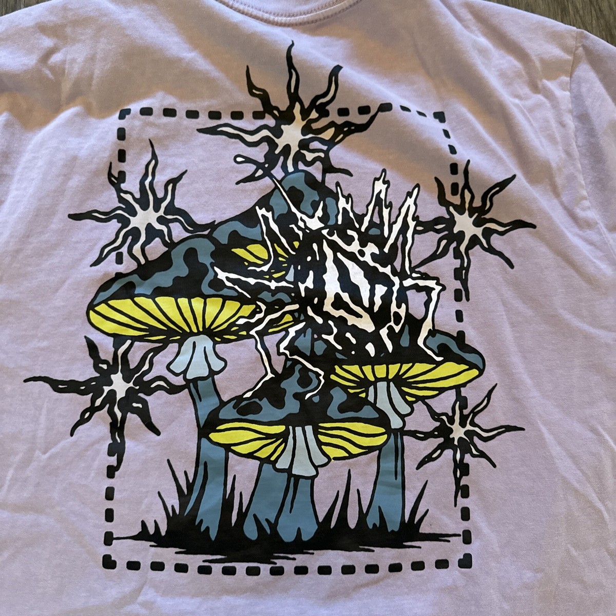 Volcom T-Shirt w/ Mushroom Bug Design, Mens Large, Light Volcom T-Shirt w/ Mushroom Bug Design, Mens Large, Light