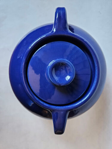 Vintage Bauer Pottery 3Qt Handled Covered Bean Pot Cobalt Blue Plain Ware - Picture 4 of 13