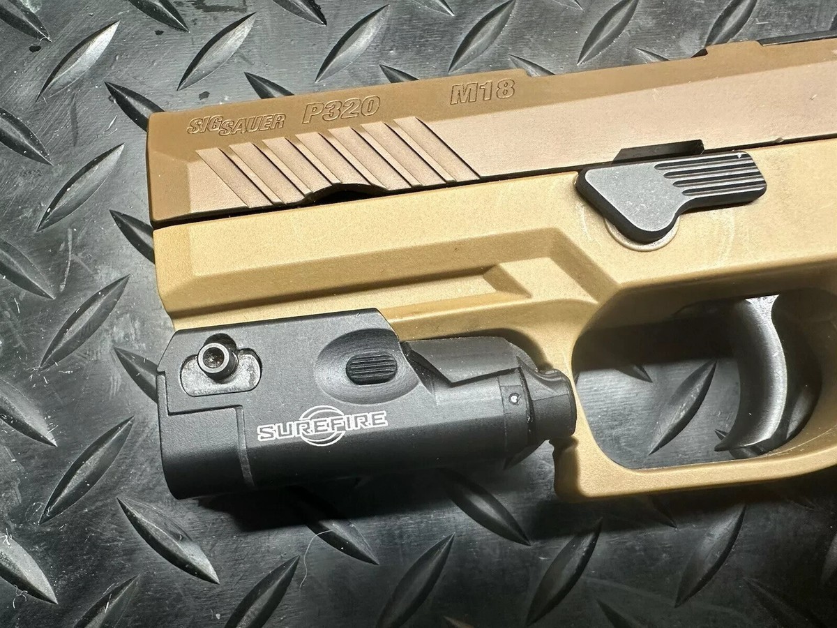 SUREFIRE XC1-A ULTRA COMPACT LED HANDGUN WEAPON LIGHT 300 SUREFIRE XC1-A ULTRA COMPACT LED HANDGUN WEAPON LIGHT 300
