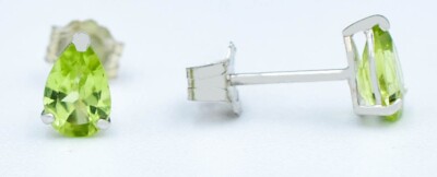 ECHTE 1,18 kt PERIDOT OHRSTECKER 14 K WEISSGOLD - kostenloser Bewertungsservice