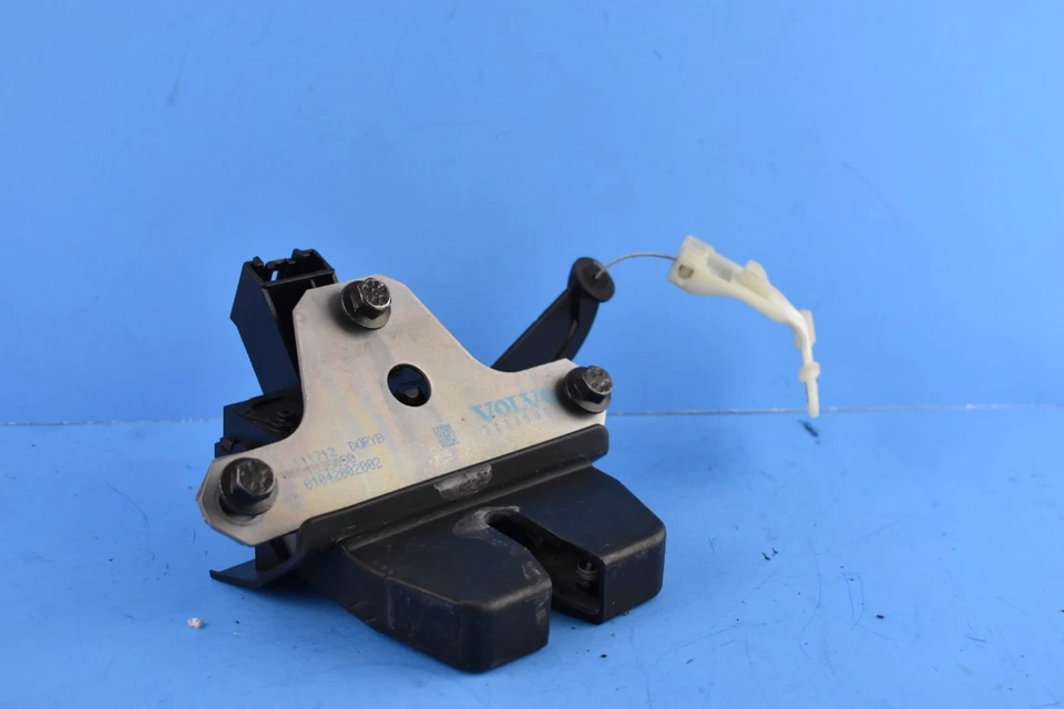 Actuador de cierre de maletero trasero OEM VOLVO S60 2011-2013 31335050 ✅ Foto 2 de 4