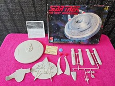 AMT ERTL Star Trek The Next Generation USS ENTERPRISE NCC-1701-C 8001