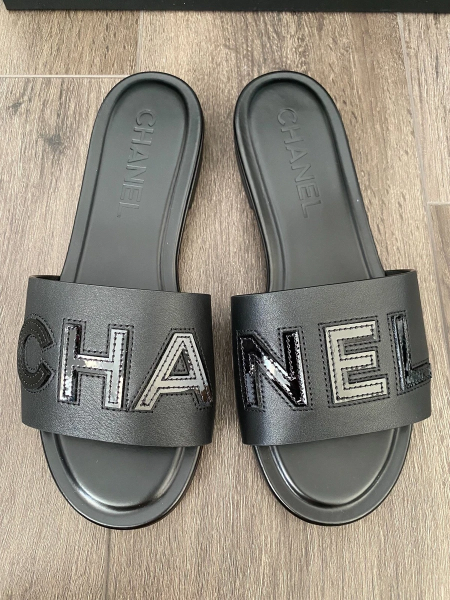 2023 CHANEL CHA NEL LOGO BLACK LEATHER FLAT SHOES SLIDES MULES 37