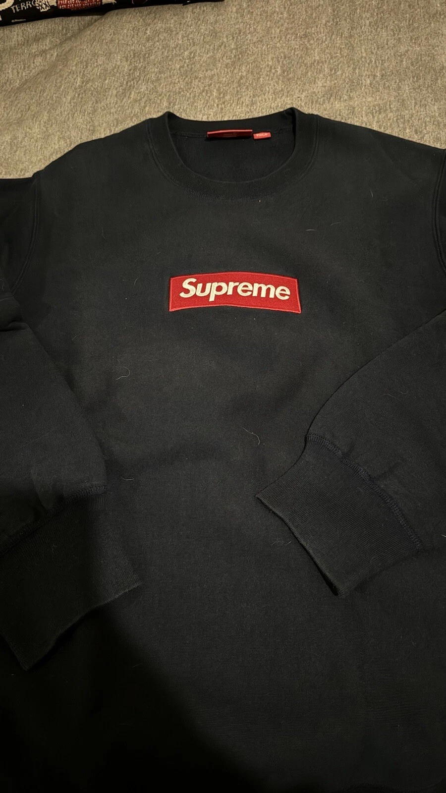 SWEATSHIRT COL ROND LOGO BOÎTE SUPRÊME bleu marine taille XL FW15 légèrement porté état 9/10
