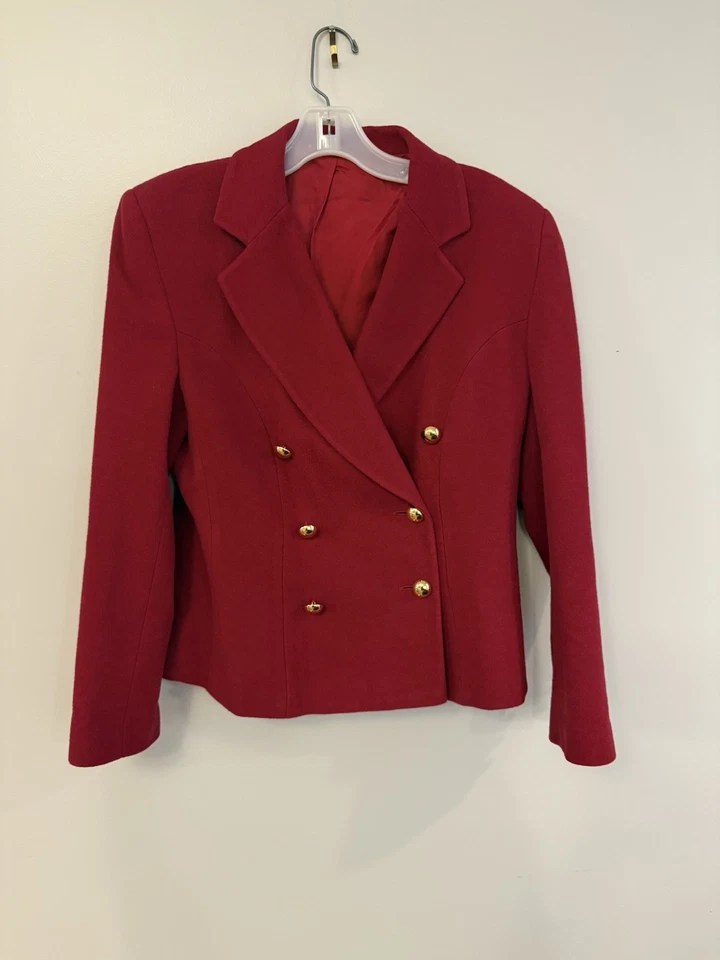 Blazer Brooks Brothers para mujer 6 botones dorados de doble botonadura mezcla lana roja usado en excelente estado Foto 2 de 4