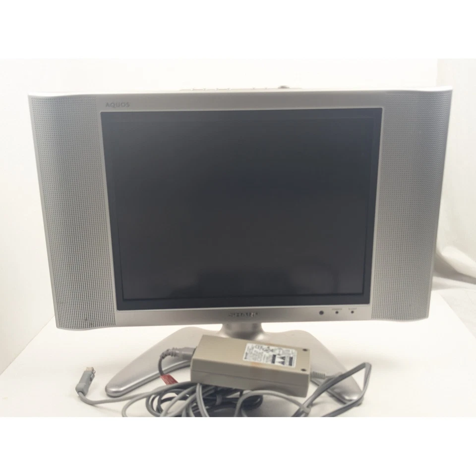 Sharp Aquos LC-15B4U-S 15" LCD Color TV Television Retro Gaming Monitor - Image 3 of 4
