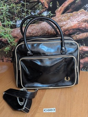 Fred Perry Umhängetasche Reisetasche schwarz creme