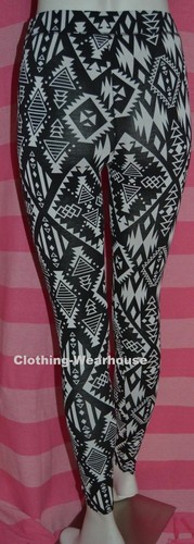 Victoria's Secret PINK Fashion Leggings Black White Geo Aztec Tribal Cotton S,M - Picture 9 of 11