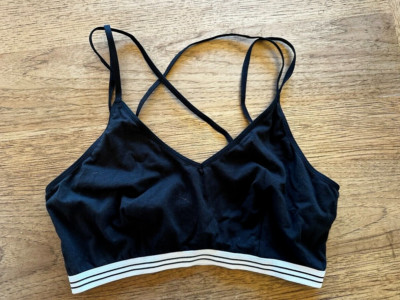 PRETTY SECRETS 12-14 Black  Scoop Neck Strappy Back Pullover Sport Bra NWOT