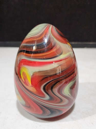 Fenton Art Glass Dave Fetty Yellows Reds Crayon Swirl 5" Egg - Picture 2 of 3