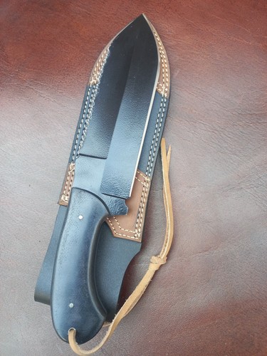 CUCHILLO BOWIE DE CAZA RECUBIERTO NEGRO ACERO AL CARBONO HECHO A MANO PERSONALIZADO 13" MANGO DE HUESO - Imagen 2 de 6