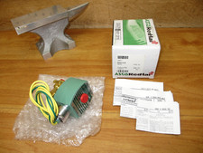 ASCO 8262H208 NEW Solenoid Valve 24VDC