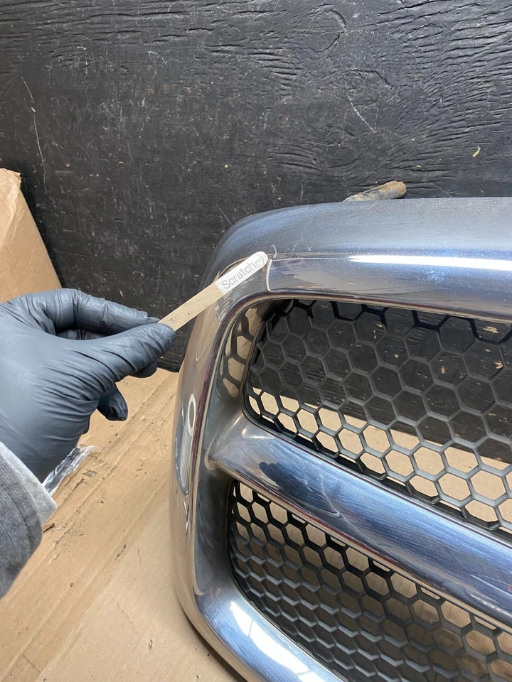 Dodge Ram 1500 2002 2003 2004 2005 OEM parrilla delantera superior u7589 DG Foto 4 de 4