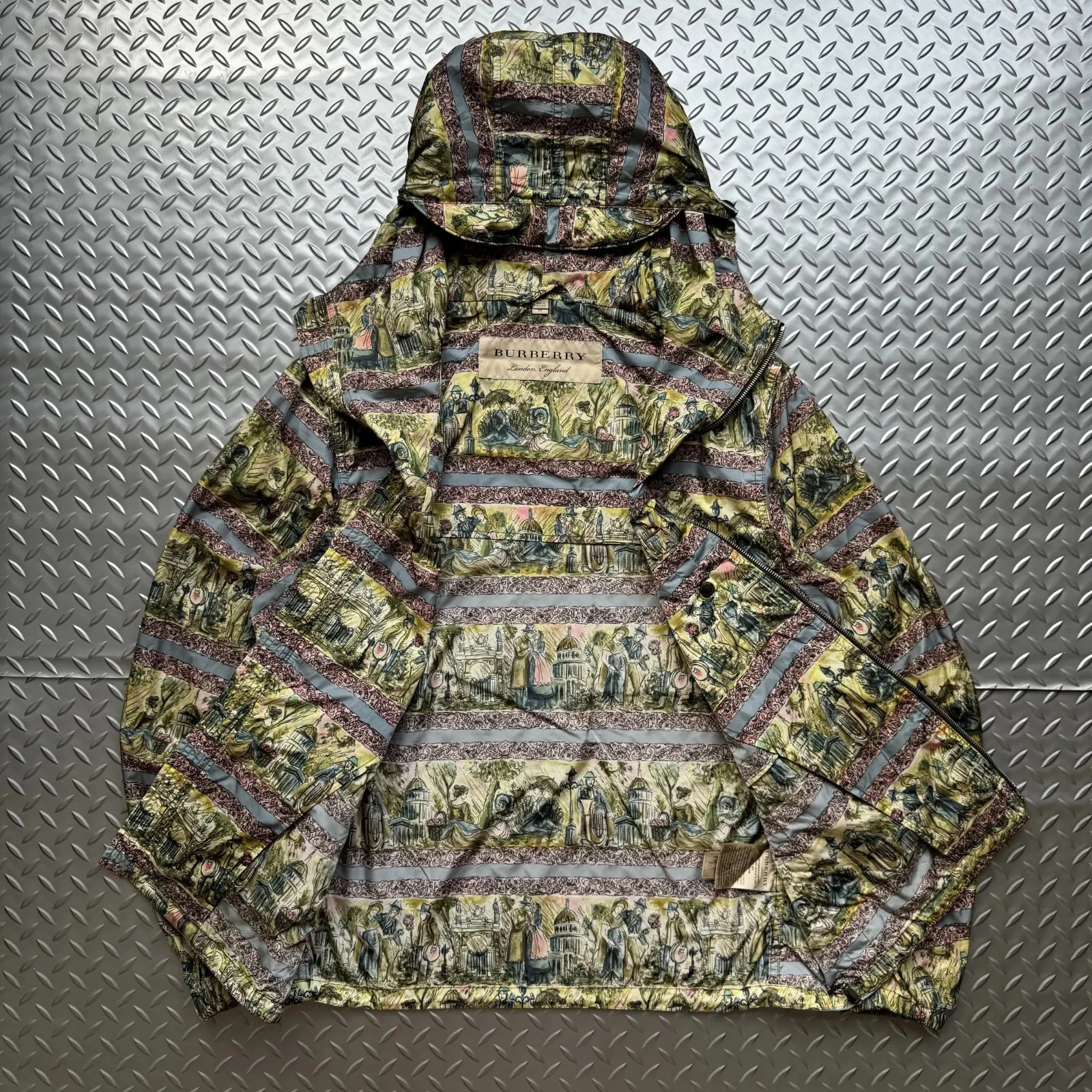 Burberry Illustrated Scene Print Nylon Jacket Size 52 - product detail image 2