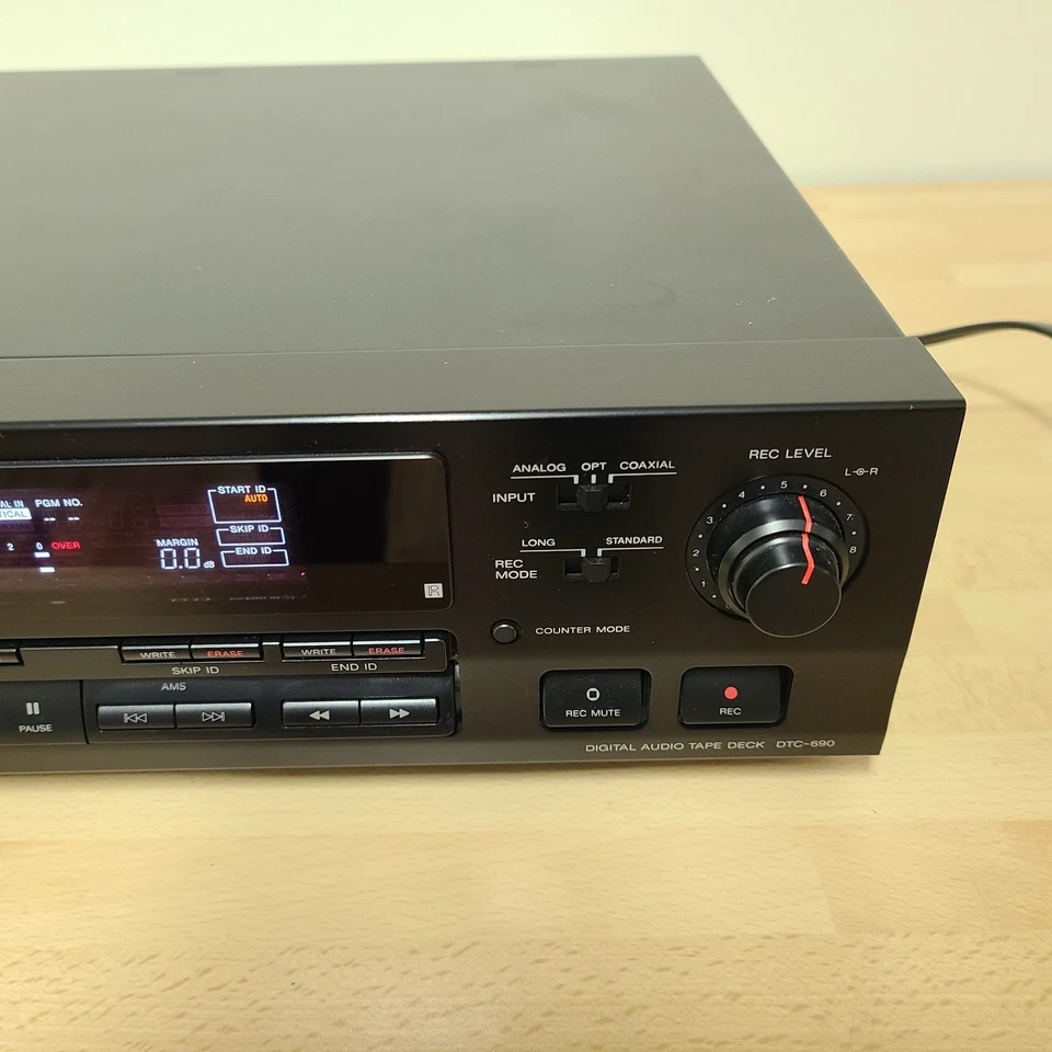 Sony DAT RECORDER DTC-690 - Bild 4 von 4