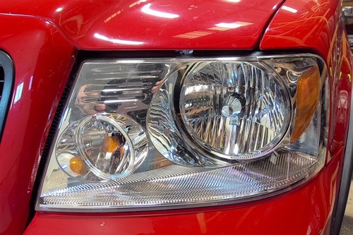 Driver Headlight Bright Background Fits 04-08 FORD F150 PICKUP 1975848