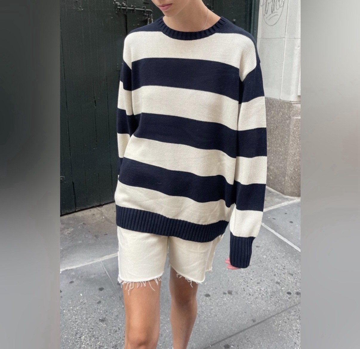 Brandy Melville Striped Navy Beige Knit Pullover Sweater Long Sleeve Women