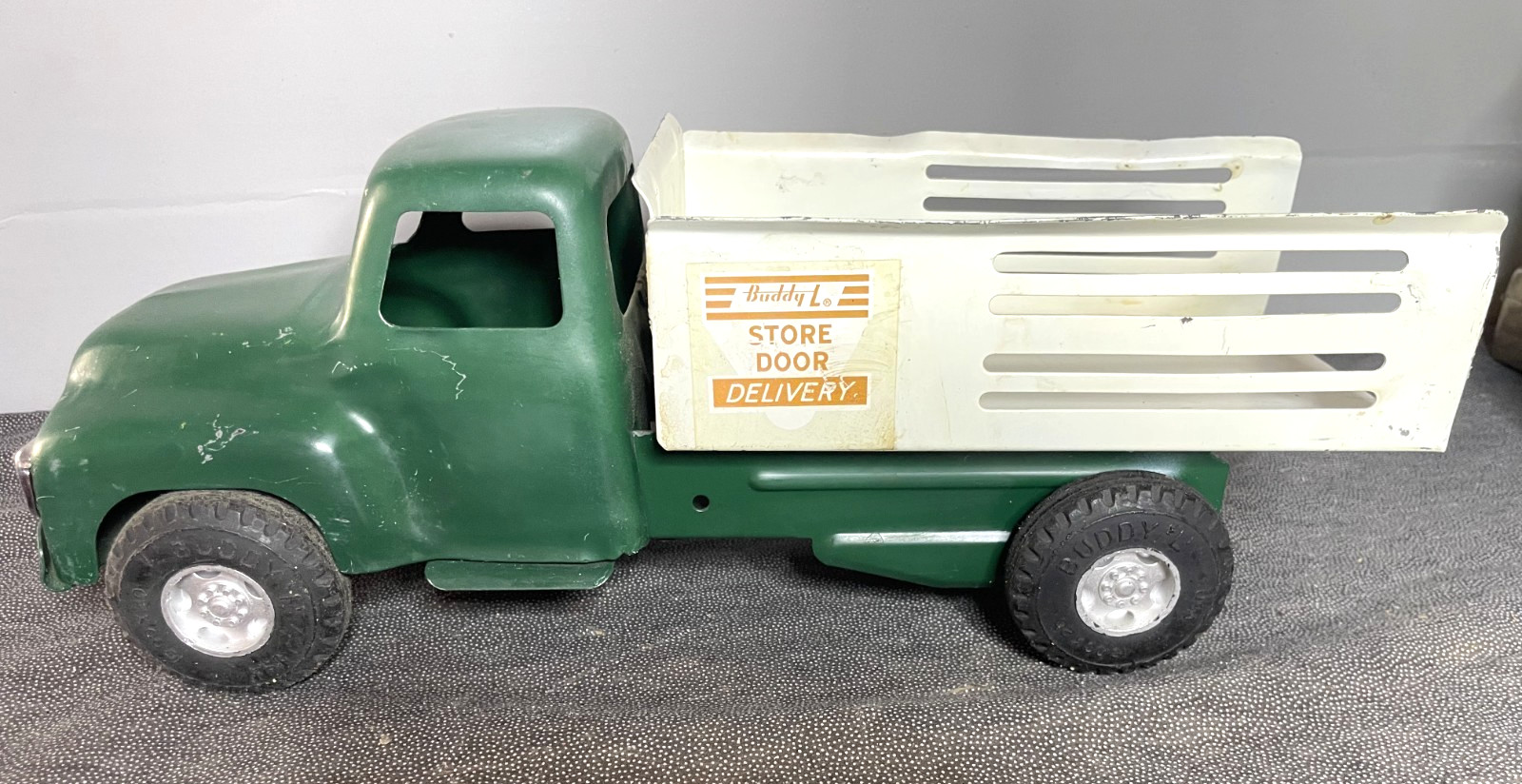 Vintage 1950's BUDDY L Store Door Delivery Truck Bobtail , Original