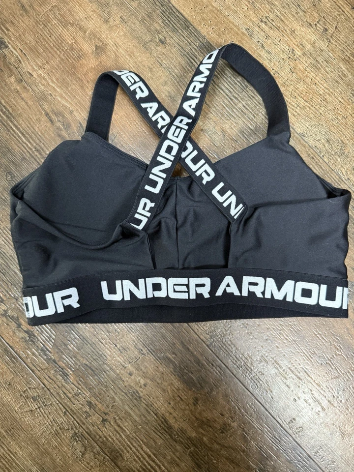 Sujetador deportivo bajo con tiras bandolera Under Armour para mujer 1370896 talla grande entrenamiento Foto 4 de 4