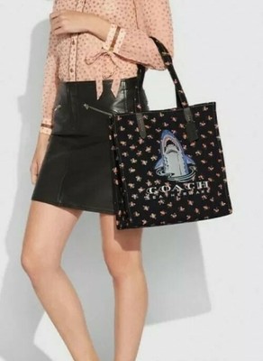 coach shark tote