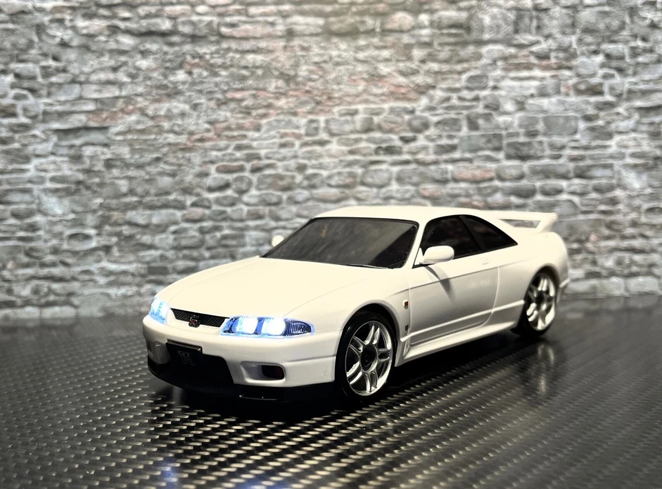 Kyosho MINI-Z AWD 4WD Drift Readyset  NISSAN SKYLINE GT-R V.Spec R33 mit Licht - Bild 2 von 4