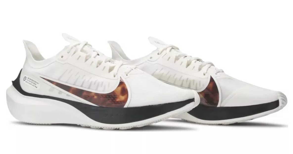 Nike zoom gravity rose sales