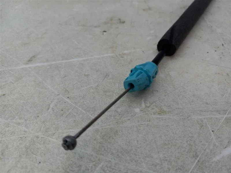 TAILGATE LATCH fits GMC YUKON 2001- 2005 - Image 4 of 4